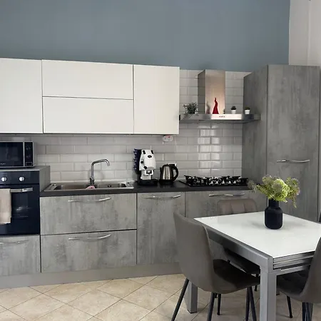 Apartment Titina Neapel